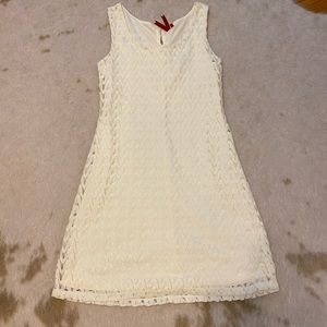 Adorable cream lace dress, like new. Size XS